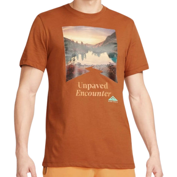 Nike Mountail Trail Logo Brown T-Shirt S